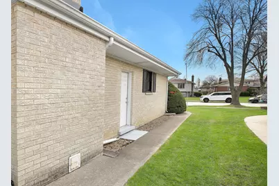 1008 W Ash Drive, Mount Prospect, IL 60056 - Photo 35