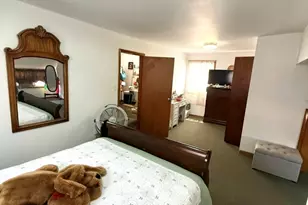 5716 S Campbell Ave, Chicago, IL 60629 - Photo 3