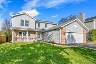 627 Grace Dr, Lake in the Hills, IL 60156 - Photo 3