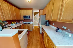 1101 Kingsley Dr, Romeoville, IL 60446 - Photo 9