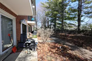 10115 Old Orchard Ct, Skokie, IL 60076 - Photo 11