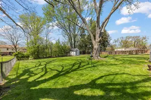 256 S Ellyn Ave, Glen Ellyn, IL 60137 - Photo 19