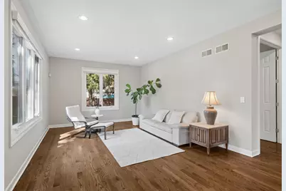 2774 Walters Avenue, Northbrook, IL 60062 - Photo 5