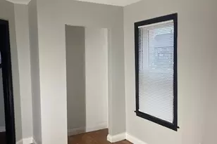 2438 W 45th Pl, Chicago, IL 60632 - Photo 11