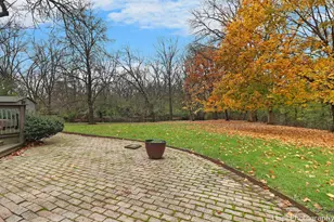 11 Lakewood Dr, Bannockburn, IL 60015 - Photo 9