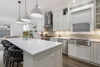 2122 W McLean Street, Chicago, IL 60647 - Photo 9