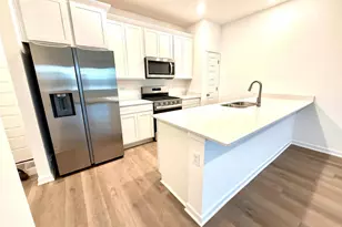 2272 Barbera Dr, Oswego, IL 60543 - Photo 7