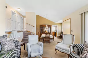 8755 N Oleander Ave, Niles, IL 60714 - Photo 3