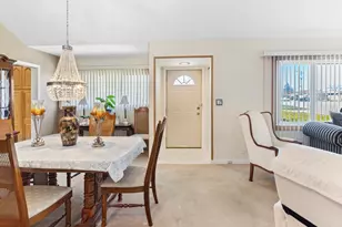 8755 N Oleander Ave, Niles, IL 60714 - Photo 5