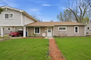 1222 Grove St, Aurora, IL 60505 - Photo 1