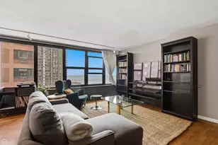 5801 N Sheridan Rd, Chicago, IL 60660 - Photo 3