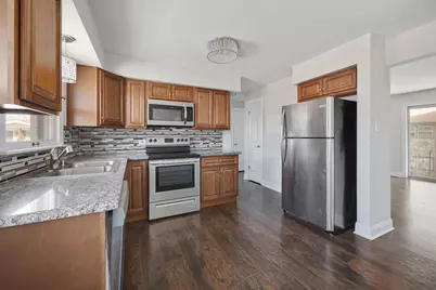 18318 Exchange Avenue #2F, Lansing, IL 60438 - Photo 11