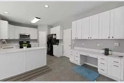 1804 Thornapple Way, Aurora, IL 60504 - Photo 9