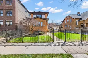 4827 N Harding Ave, Chicago, IL 60625 - Photo 3