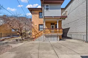 4827 N Harding Ave, Chicago, IL 60625 - Photo 39