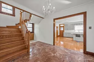 4827 N Harding Ave, Chicago, IL 60625 - Photo 7