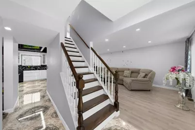 264 N Southport Road, Mundelein, IL 60060 - Photo 3