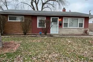 1389 Stanley Blvd, Calumet City, IL 60409 - Photo 1