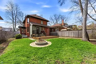 1516 W Sherwin Ave, Chicago, IL 60626 - Photo 39