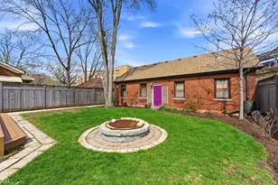 1516 W Sherwin Ave, Chicago, IL 60626 - Photo 3