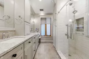 1516 W Sherwin Ave, Chicago, IL 60626 - Photo 23