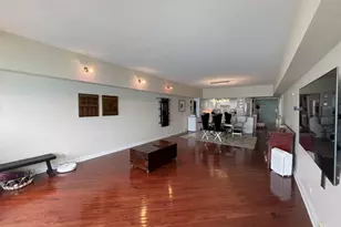 175 E Delaware Pl, Chicago, IL 60611 - Photo 11