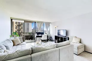 2740 N Pine Grove Ave, Chicago, IL 60614 - Photo 9