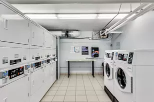 2740 N Pine Grove Ave, Chicago, IL 60614 - Photo 19