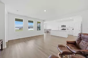 6208 Longford Ln, Tinley Park, IL 60477 - Photo 9