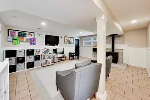 44 Swift Ln, Naperville, IL 60565 - Photo 11