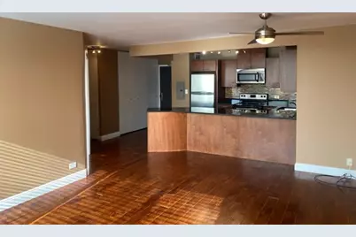 3930 N Pine Grove Avenue #514, Chicago, IL 60613 - Photo 5