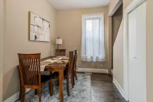 1214 W Melrose St, Chicago, IL 60657 - Photo 9