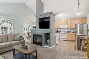 324 New Haven Dr, Cary, IL 60013 - Photo 5