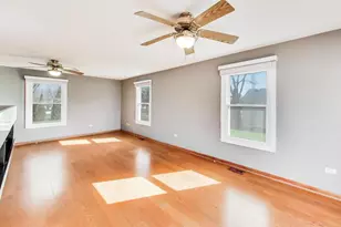 1607 W Plainfield Rd, La Grange Highlands, IL 60525 - Photo 15