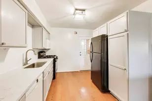 1607 W Plainfield Rd, La Grange Highlands, IL 60525 - Photo 9