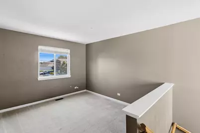 2010 Orchard Lane, Carpentersville, IL 60110 - Photo 11
