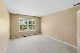 2010 Orchard Ln, Carpentersville, IL 60110 - Photo 13