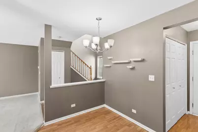 2010 Orchard Lane, Carpentersville, IL 60110 - Photo 9