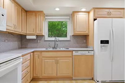 2453 Seville Circle, Northbrook, IL 60062 - Photo 9