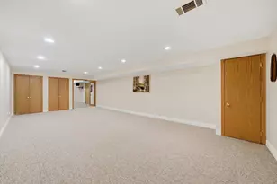 2453 Seville Cir, Northbrook, IL 60062 - Photo 23