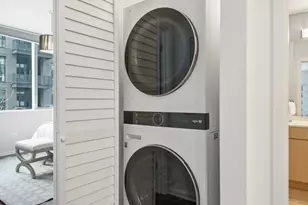 125 S Green St, Chicago, IL 60607 - Photo 21