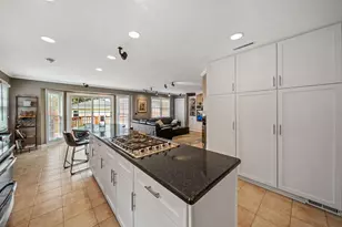 7110 N Odell Ave, Chicago, IL 60631 - Photo 3