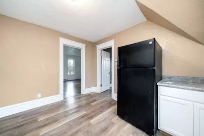 906 S 5th Street, Rockford, IL 61104 - Photo 11