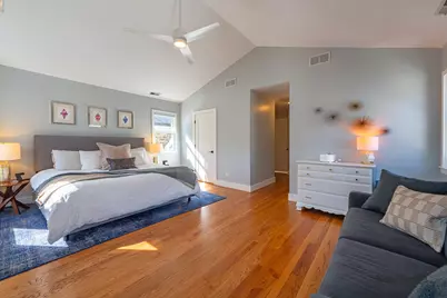 2921 N Seeley Avenue, Chicago, IL 60618 - Photo 13