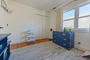 2921 N Seeley Ave, Chicago, IL 60618 - Photo 19