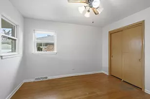 8736 N Ozark Ave, Niles, IL 60714 - Photo 7