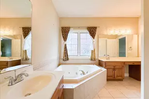 4705 Stonebridge Dr, Champaign, IL 61822 - Photo 25