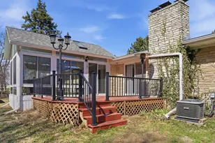 1739 Valley View Dr, Dixon, IL 61021 - Photo 41