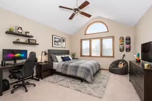 10924 Beth Dr, Orland Park, IL 60467 - Photo 17