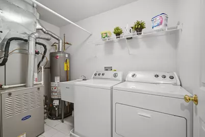 564 Harvey Lake Drive, Vernon Hills, IL 60061 - Photo 21